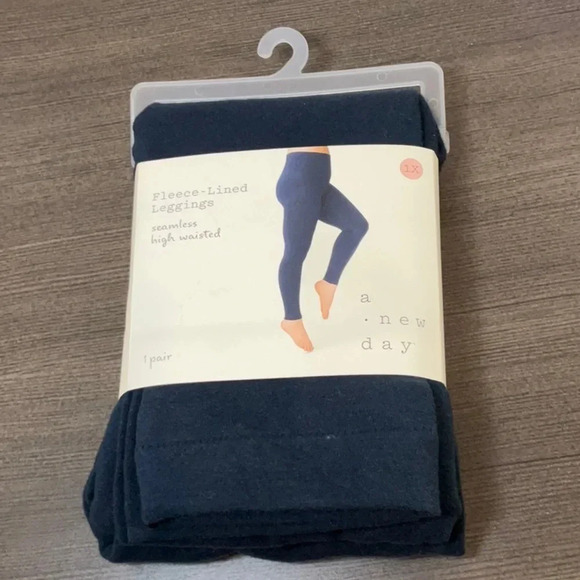 a new day Pants - A new day Lined Athletic Navy blue Leggings for
Women Size 1X